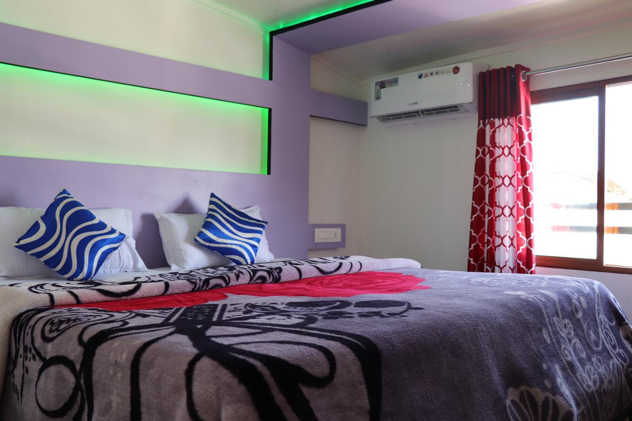 Friends Cruise, Nightstay Houseboat Alappuzha Bagian luar foto