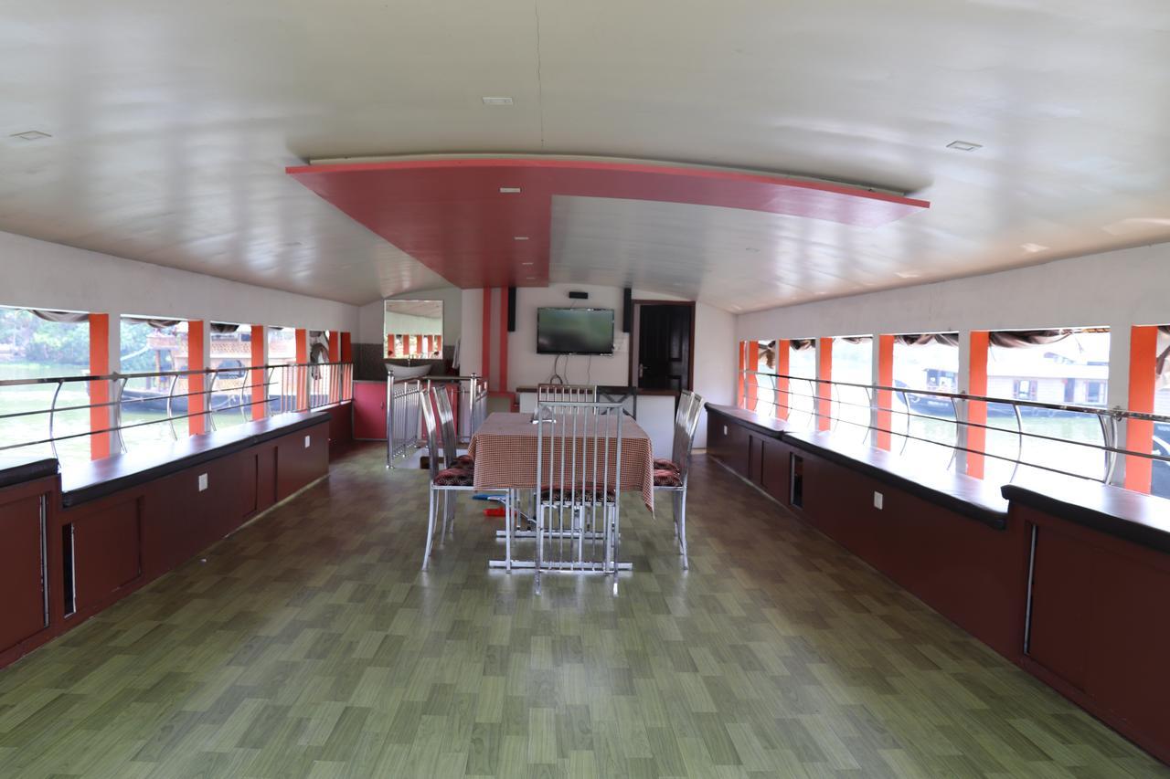 Friends Cruise, Nightstay Houseboat Alappuzha Bagian luar foto
