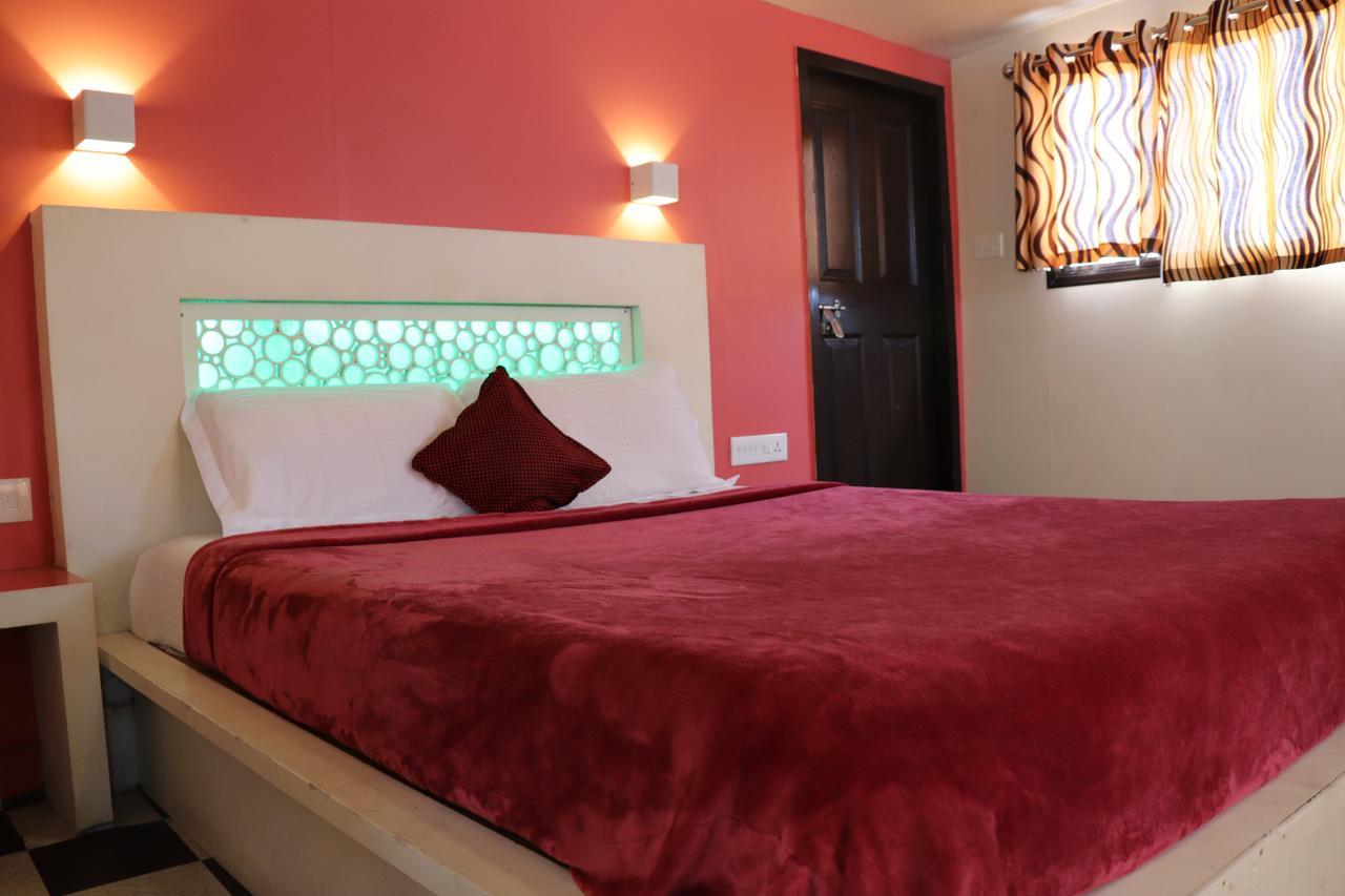 Friends Cruise, Nightstay Houseboat Alappuzha Bagian luar foto