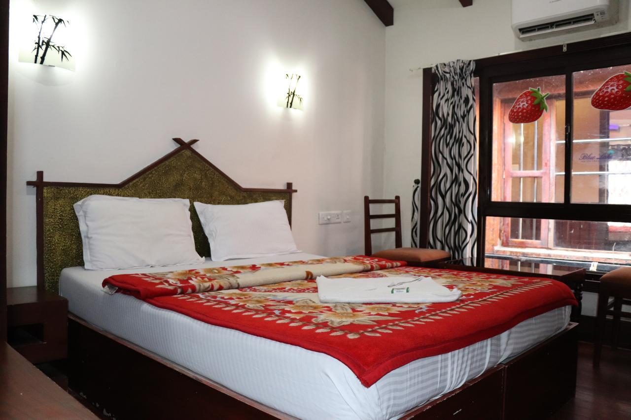 Friends Cruise, Nightstay Houseboat Alappuzha Bagian luar foto